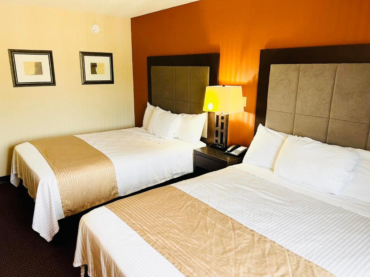 Super 8 By Wyndham Fort Scott Extérieur photo
