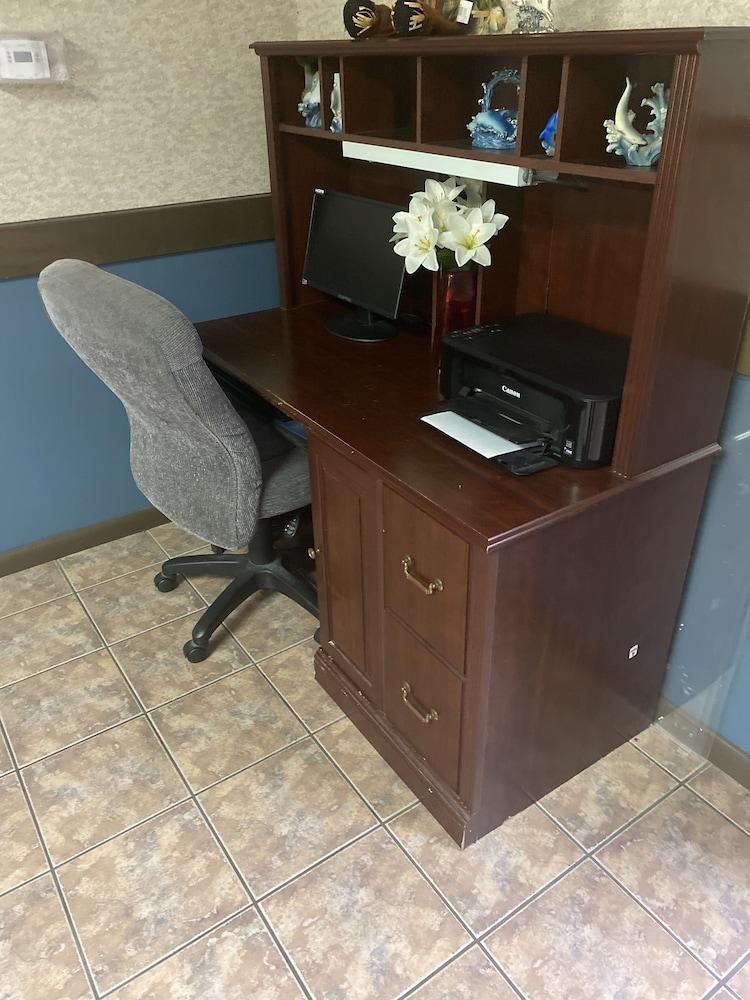 Super 8 By Wyndham Fort Scott Extérieur photo