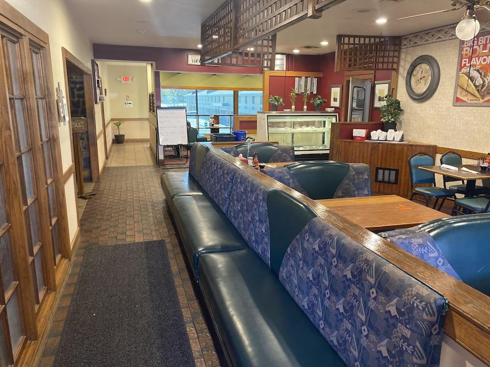 Super 8 By Wyndham Fort Scott Extérieur photo