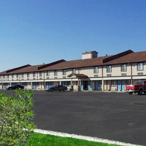 Super 8 By Wyndham Fort Scott Extérieur photo